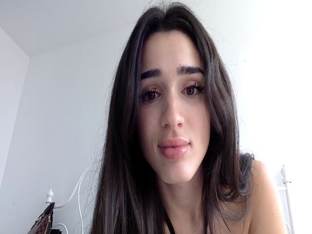 Live sex webcam photo for Itsivyblue #265575782