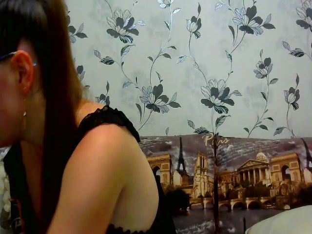 Live sex webcam photo for LaccretiaLove #254899571