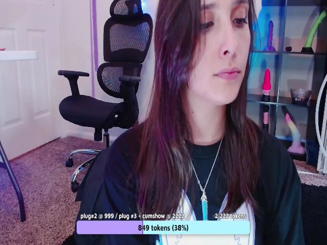 Live sex webcam photo for moonlitfox #259383980