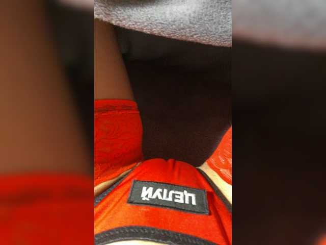 Live sex webcam photo for LolaSyde #246357645