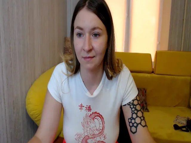 Live sex webcam photo for Emmillia #263162645