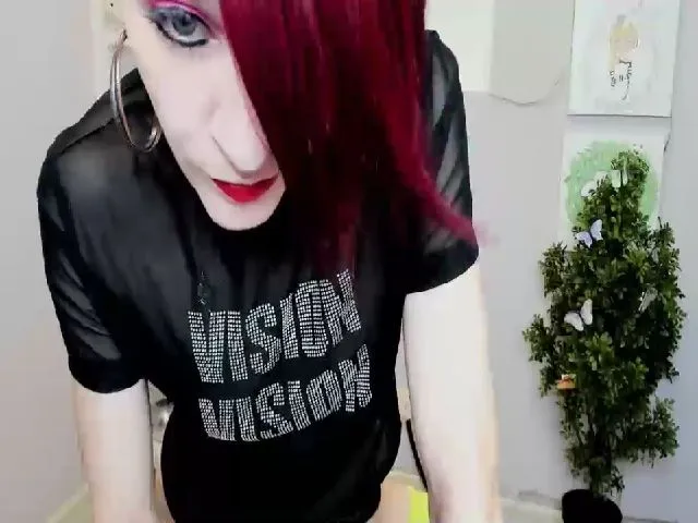 Live sex webcam photo for RubyBlaze #254092771