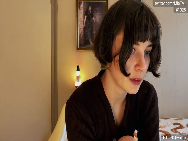 Live sex webcam photo for miatv #256704017