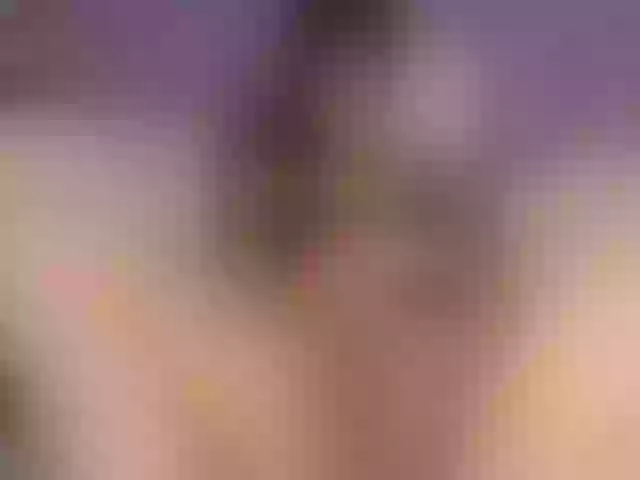 Live sex webcam photo for AngieVedder #255493996