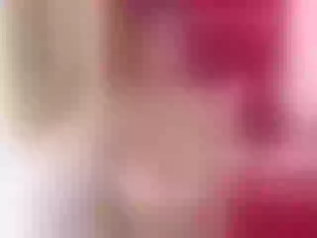 Live sex webcam photo for KimxHottie #260458747