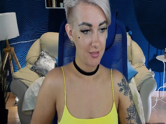 Live sex webcam photo for AkioTy #261285216