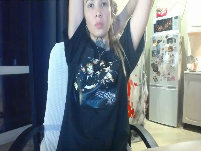 Live sex webcam photo for Angie_Wild #262403251