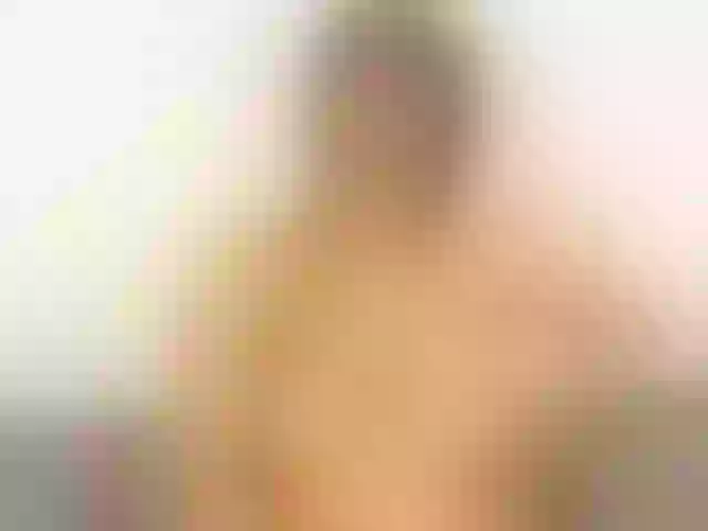 Live sex webcam photo for SpicyQueen86 #253281725