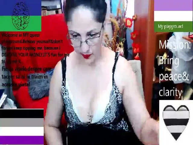 Live sex webcam photo for ImperatrizaS #265351165