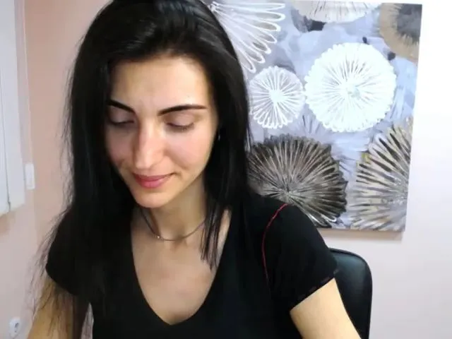 Live sex webcam photo for Miss_Vivian #262421019