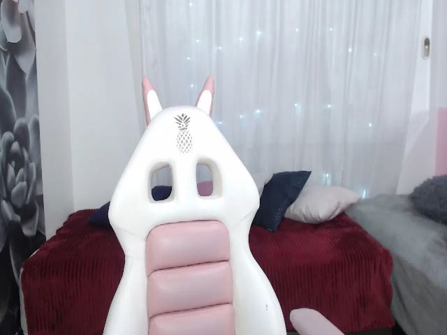 Live sex webcam photo for Pia_Smith_ #264328988