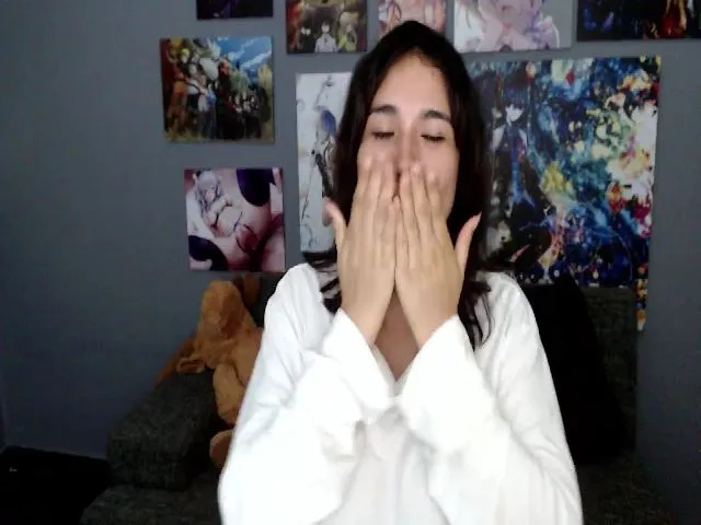 Live sex webcam photo for Jade_leon_ #258935060