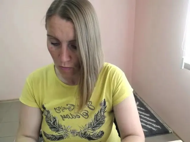 Live sex webcam photo for ChloePlay #258070105