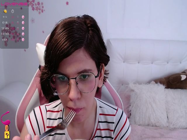 Live sex webcam photo for Eligos69 #255845746