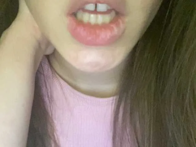 Live sex webcam photo for L0lly-D0lly #241164827