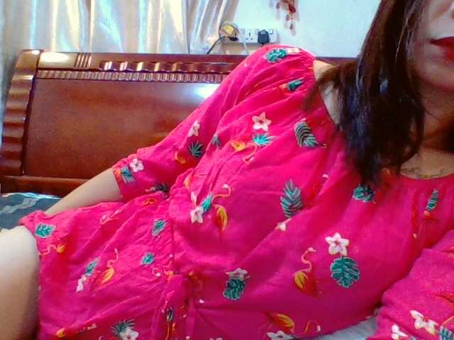 Live sex webcam photo for pornadrianna #242793440