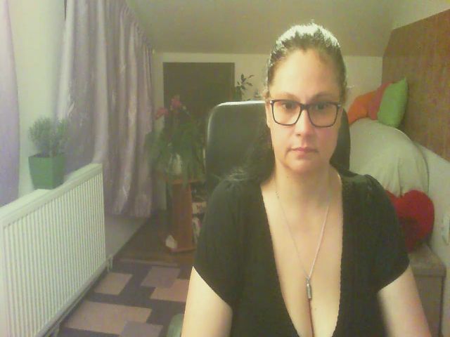 Live sex webcam photo for boosty4you #265170534