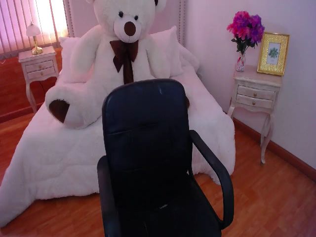 Live sex webcam photo for zamy_buhler #259988910