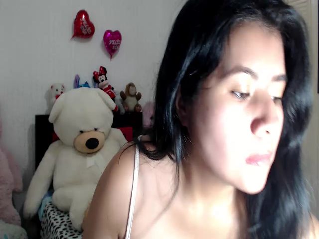 Live sex webcam photo for Paquitahot #255685966