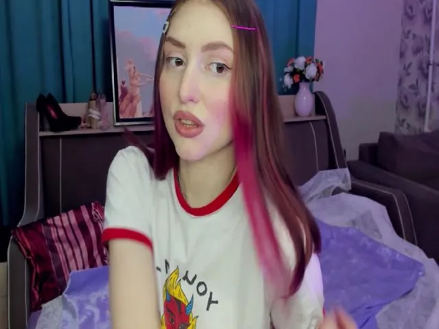 Live sex webcam photo for MadFrau #259439240