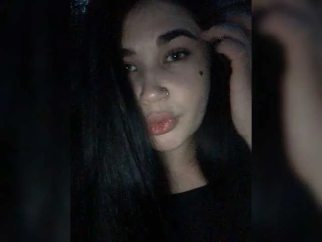 Live sex webcam photo for suchka-black- #256361545