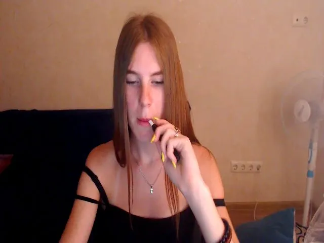 Live sex webcam photo for Vesnyshka #262273555