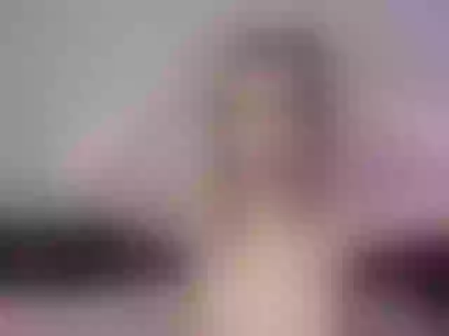 Live sex webcam photo for LisaBellic #258011548
