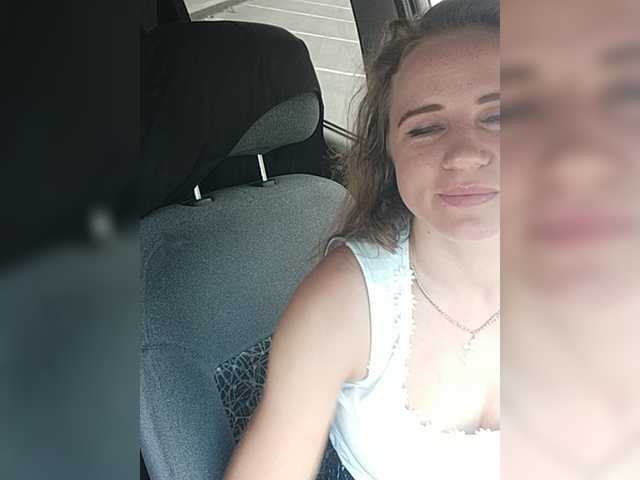 Live sex webcam photo for LareNK #255917685