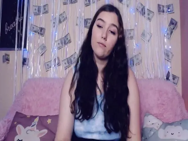 Live sex webcam photo for Innocent_Di #255249624