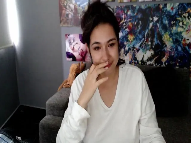 Live sex webcam photo for Jade_leon_ #256980810