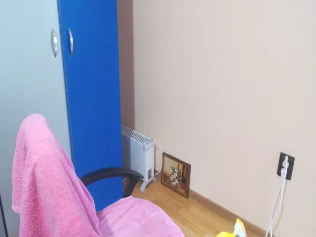 Live sex webcam photo for Miss_Judith #253413895