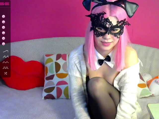 Live sex webcam photo for SonyaChan #241274837