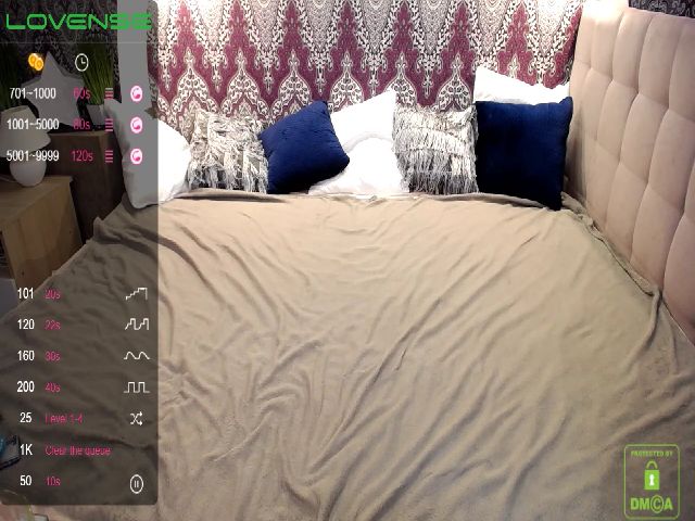 Live sex webcam photo for Cute_Crystal_ #259211638