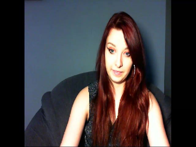 Live sex webcam photo for VirginLuna18 #253826894