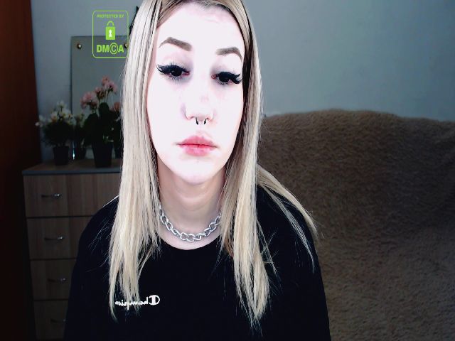 Live sex webcam photo for Alison_Moonli #257144853