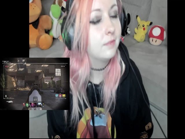 Live sex webcam photo for PrincessBluu #252873850