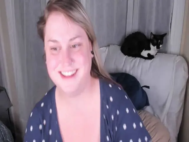 Live sex webcam photo for Mari_Jae #256261079