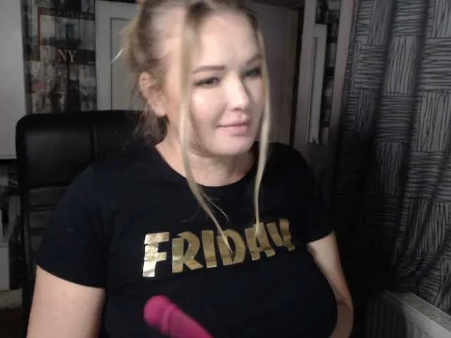 Live sex webcam photo for mmmmIrynammm #241106677