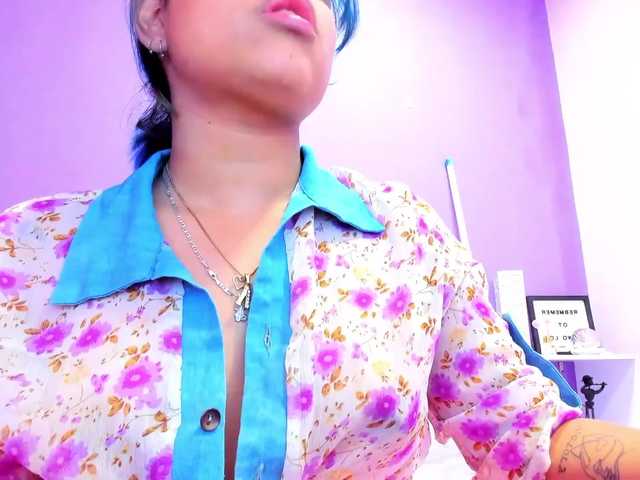 Live sex webcam photo for ViooletGreyy #251175010