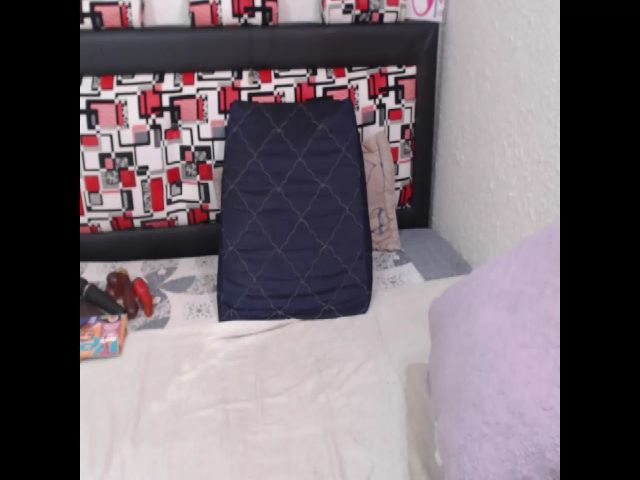 Live sex webcam photo for Latinnasty08 #254117573