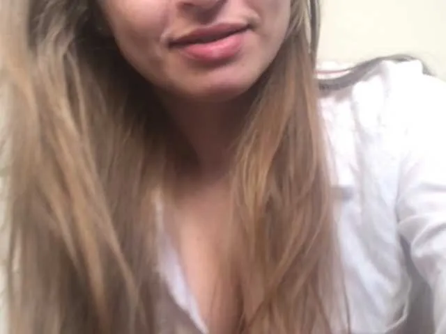 Live sex webcam photo for -Jolly- #241257438