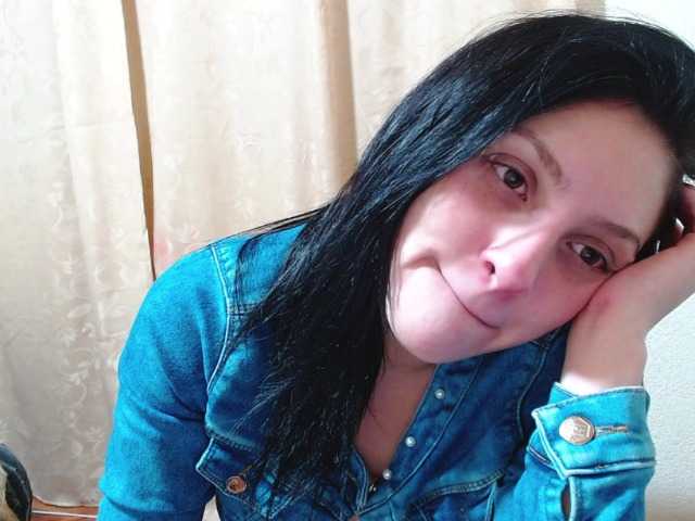 Live sex webcam photo for latinakitten- #241012867