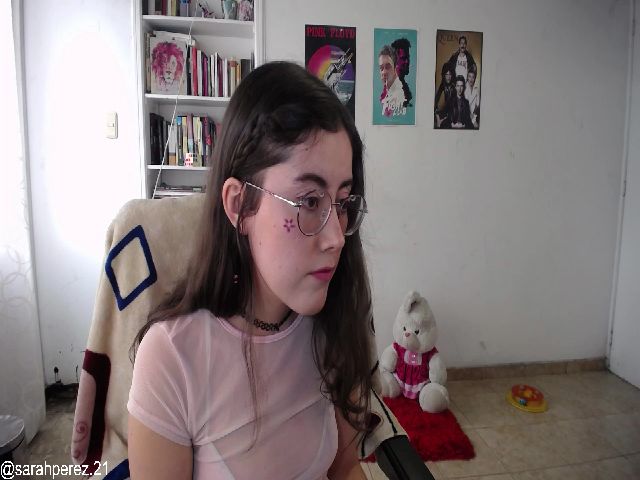 Live sex webcam photo for Cherrybunny21 #256052421