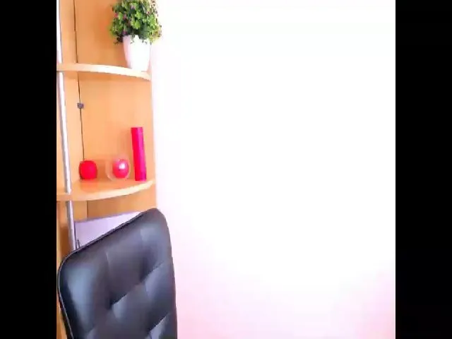 Live sex webcam photo for Miss_Vivian #263697184