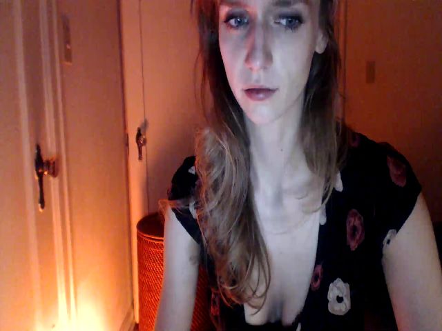 Live sex webcam photo for Muffinmoon #256706500