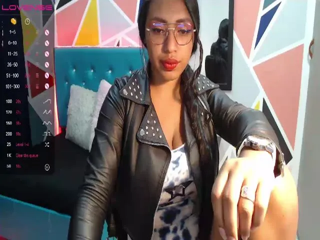 Live sex webcam photo for TATIANA_WD #287859030