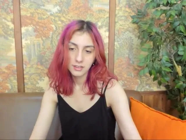 Live sex webcam photo for SarahBanks #262341810