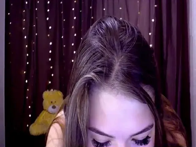 Live sex webcam photo for DonnaDixxon #253560445