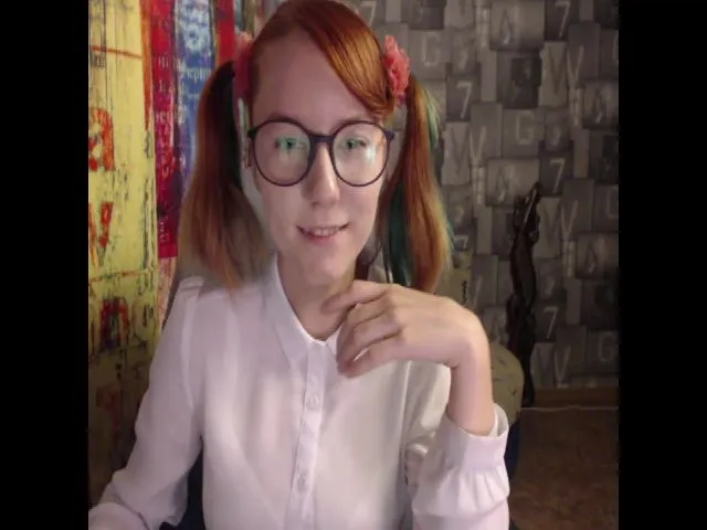 Live sex webcam photo for NikiFoks18 #264058709