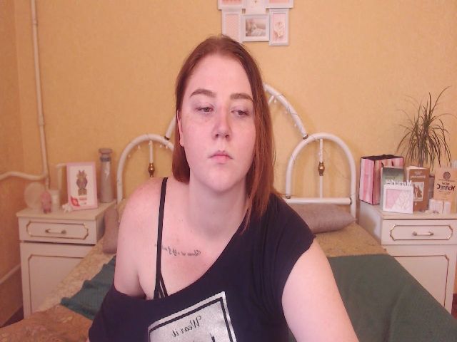 Live sex webcam photo for Lillyloan4u #254786646